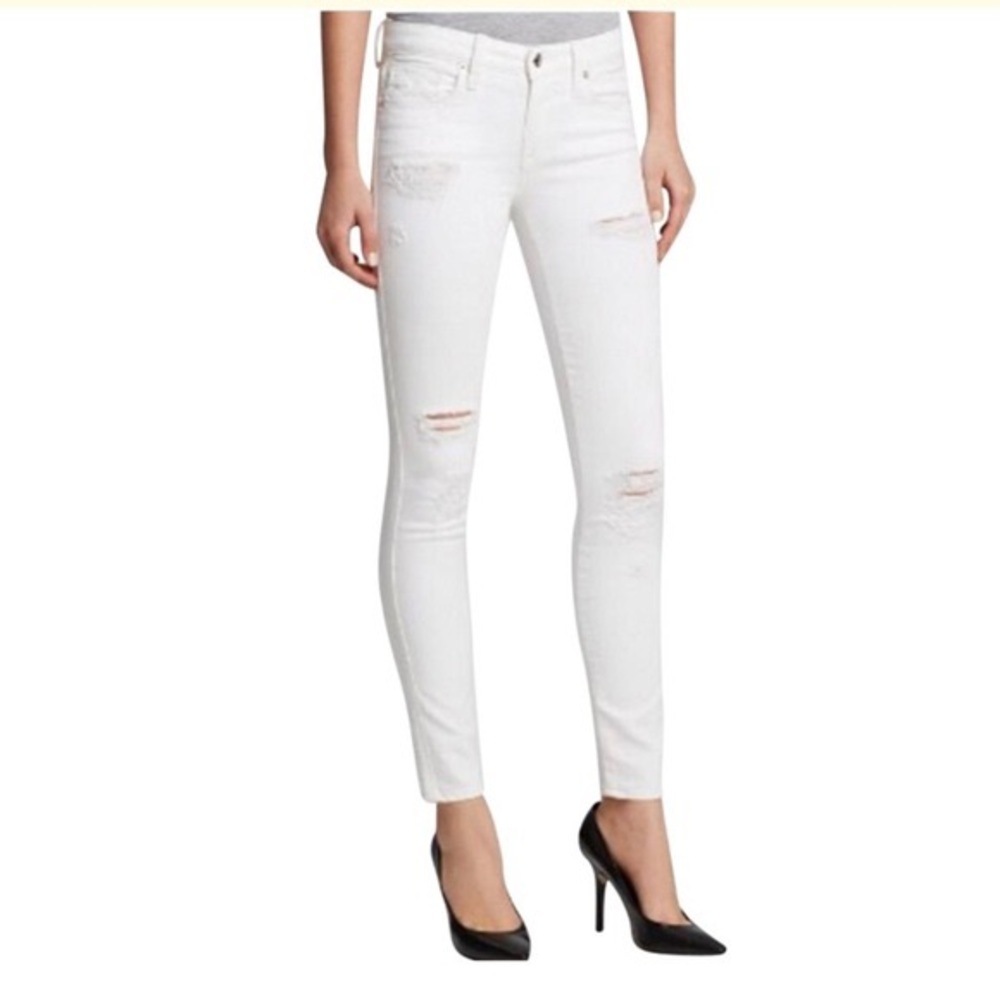 NWT Genetic Shya Skinny Jean